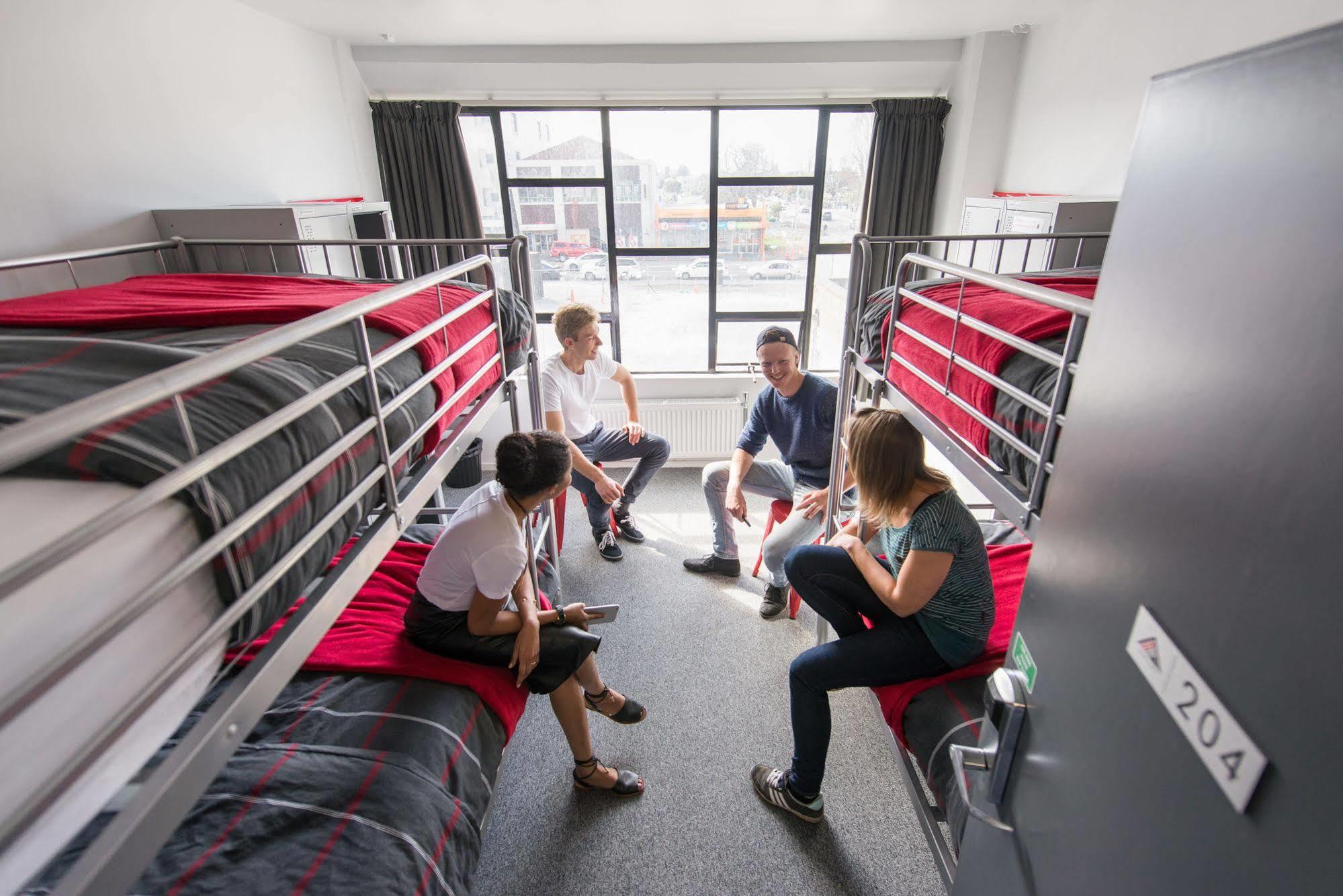 基督城 乌尔班兹旅舍旅舍 外观 照片 A typical room at the University of Kent